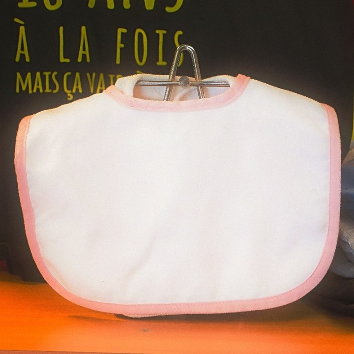 Bavoir personnalisé pour bébé | MonObjet.be